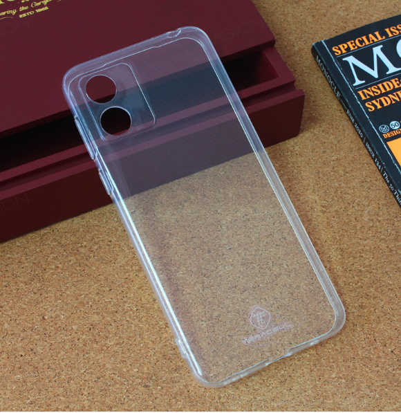 Motorola E13 silikonska futrola (Transparent) - Mgs mobil Niš