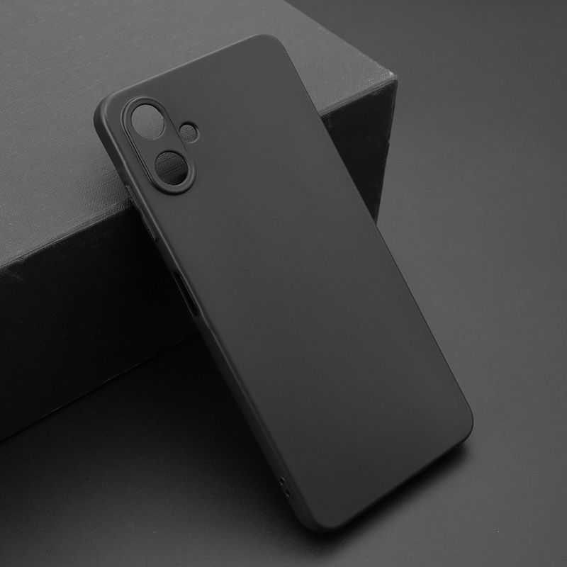 Samsung A06 Crna silikonska maska - Mgs mobil Niš